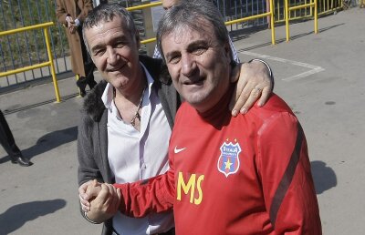 Stoichiţă către jucători: "Prefer să fiu eu sclav toată viaţa şi să fiţi voi împăraţi". Cum face echipa cu Becali