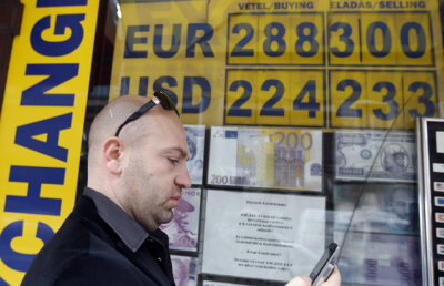 Impozit infernal pe SMS şi minutul de convorbire, în Ungaria