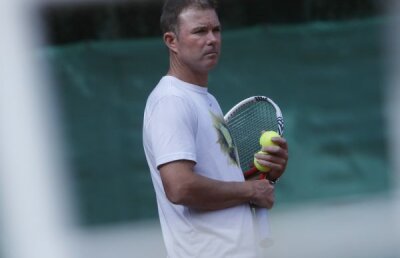 Mintea limpede din tribună » Ashley Fisher îi coordonează pe Tecău şi Lindstedt