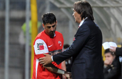 Şefii lui Dinamo sînt nemulţumiţi de Bonetti după eşecul cu Braşov: ”Şi-a dat cu stîngul în dreptul”