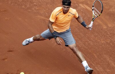 Finală iberică pe zgura de la Barcelona » Nadal şi Ferrer joacă în ultimul act astăzi, de la ora 17:00, pe GSP TV