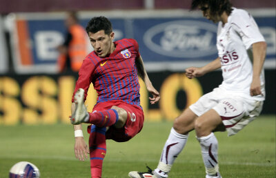 Costea, dezamăgit după remiza cu Rapid: "Ce să simt cînd am ratat? Am preluat şi am alunecat" :)