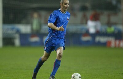 Răchită desfiinţează Steaua: "Din tot ce-a fost n-a mai rămas decît locaţia stadionului"