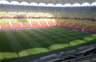 Test secret » Gazonul de pe Naţional Arena a rezistat unui amical disputat între juniori