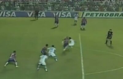 VIDEO A luat lecţii de la Mr. Myagi » Gol brazilian a la Karate Kid ;)