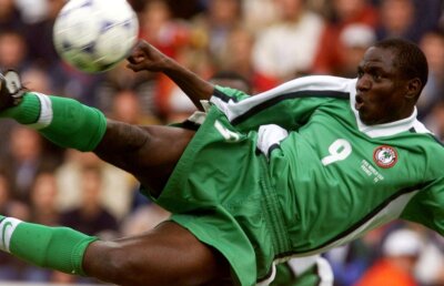VIDEO Fotbalul nigerian este în doliu: a murit Yekini, marele atacant din anii '90