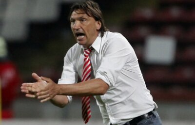 Dinamo n-a avut nici o ocazie, dar a cîştigat dintr-un penalty-cadou