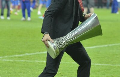 Un antrenor fericit: Diego Simeone, secretul campioanei Europa League » "Sînt mîndru de Atleti!"