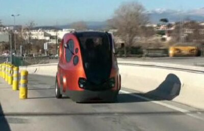 Indienii au dezvoltat un proiect incredibil: Maşina care merge cu aer (VIDEO)