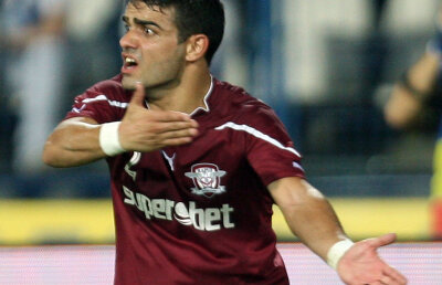 Duarte atacă » Fundaşul portughez a criticat tactica lui Lucescu Jr.