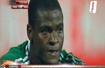 Grigoraş a scos echipa de pe teren protestînd împotriva lui Robert Dumitru » Faza controversată, penalty sau nu?