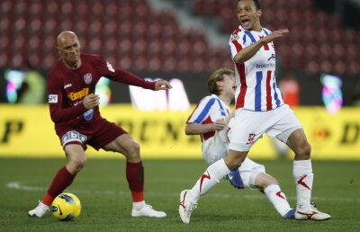 Didi nu vrea să-i calce pe urme lui Cadu: "Dacă dau gol Universităţii, o să stau liniştit" :)