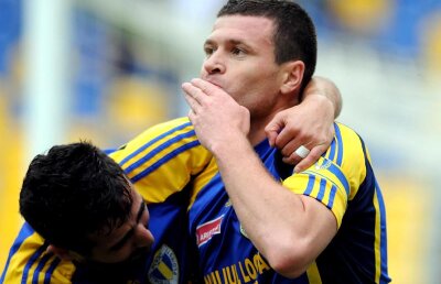 VIDEO Salvaţi în stil mare! » Petrolul s-a impus cu 4-0 în faţa Gazului şi a scăpat de grijile retrogradării