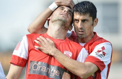 FOTO&VIDEO Victorie fără valoare » Dinamo - Astra 3-0 şi "cîinii" încheie campionatul pe locul 5