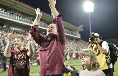 Porumboiu e oficial şi duşmanul celor de la CFR Cluj » Paszkany îl va da în judecată