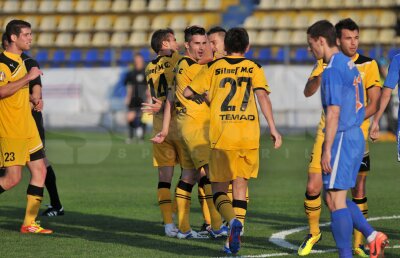 VIDEO FC Braşov încheie sezonul cu o victorie, 2-1 cu Tg. Mureş