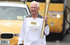 64 de ani cu gîndul la torţa olimpică » Povestea impresionantă a lui Tony Hill