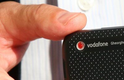 Veniturile Vodafone scad două procente, creştere puternică pe date mobile