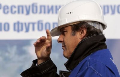 Platini modifică regulamentul la Euro » ”Galbenele” dispar!