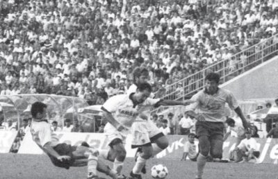 Doar în ediţia tipărită » Continuăm dezvăluirile despre finala Cupei din '95. Cinci rapidişti au fost blat?