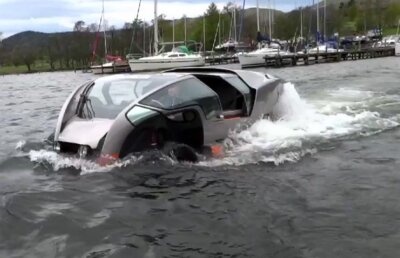 Scamander, prima maşină care merge pe apă (VIDEO)