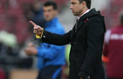 Dan Petrescu o vede pe Steaua campioană cu Reghecampf antrenor: "E marea lui şansă!"