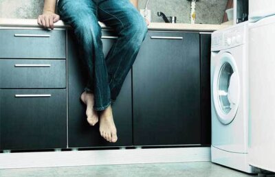 Bărbaţii însuraţi, mai leneşi la treburi gospodăreşti!