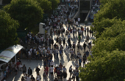 FOTO O zi la Roland Garros » Peste 30.000 de spectatori intră zilnic în complexul de la Porte d'Auteuil