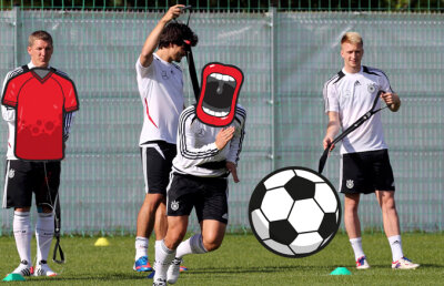 Măriţi gardul! » Vedere liberă la antrenamentele secrete ale "naţionalei" Germaniei