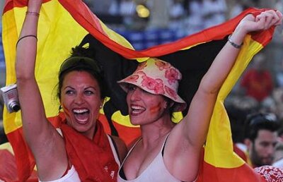 Pariază pe meciurile grupei C de la Euro şi intră în concursul cu premii de 100 000 de euro!