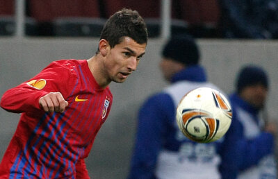 Reghe îi zice "nu" Regelui! » Antrenorul Stelei blochează doi jucători doriţi de Hagi la Viitorul