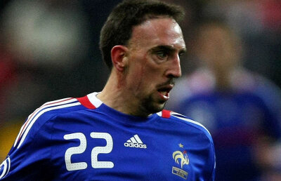 Aici ai cele mai tari pariuri la Franţa - Anglia. Ribery are cota 26.00 pentru o "dublă"