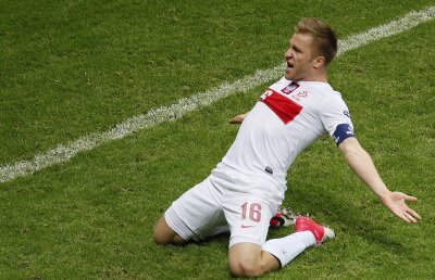 FOTO + VIDEO Supergolul lui Blaszczykowski cu Rusia menţine Polonia în lupta pentru sferturi