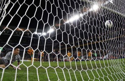 Se va decide Anglia-Italia după loviturile de departajare? La Bet365 ai super cote şi un BONUS pe măsură!