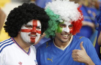 FOTO Show istoric, dar puţini fanatici » 20.000 de scaune goale la Anglia-Italia!