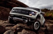 Noul Ford F-150 SVT Raptor a fost prezentat