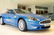 Aston Martin arată DB9 1M
