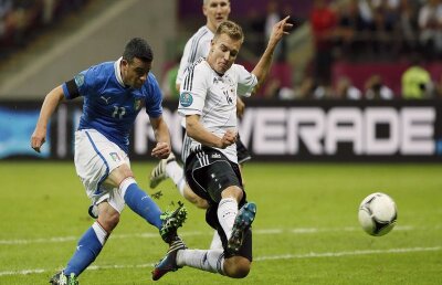 Radu Cosaşu consideră că "finala ar fi trebuit cumva să se dispute între Germania şi Italia" şi are un mesaj pentru Piţurcă