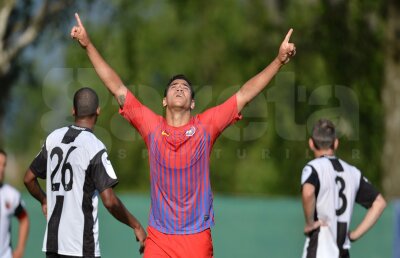 FOTO Steaua - Lokomotiv Plovdiv 4-0 » Roş-albaştrii fac show în amicale