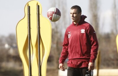 Rapidiştii au început noul cantonament, din Scoţia. Vezi cu cine joacă