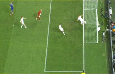 ”Ochi de şoim” plus 5 arbitri! » FIFA dă undă verde pentru tehnologia video