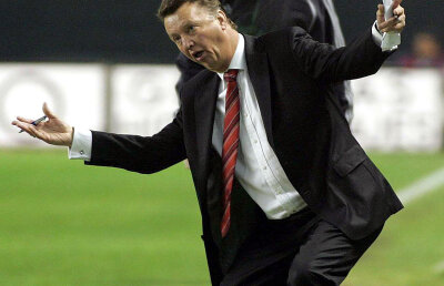 Ciudata "lalea de fier" » Ce riscă batavii cu Louis Van Gaal la naţională