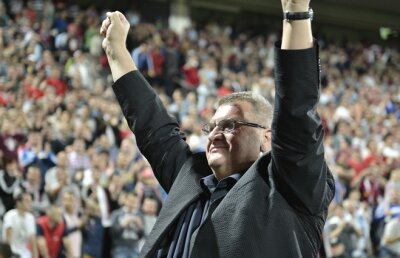 Iuliu Mureşan le-a pus gînd rău dinamoviştilor: "Avem trei titluri, trei Cupe, vrem şi trei Supercupe!"