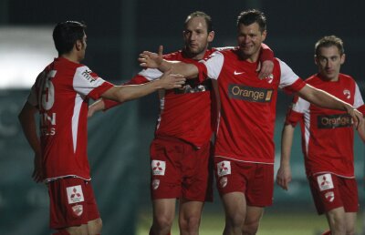 Criza se simte din plin la Dinamo » Cum au ratat "cîinii" 400.000 de euro