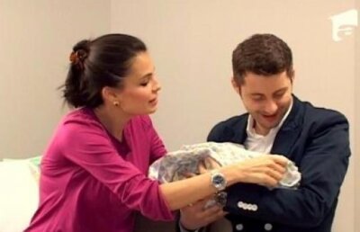 Adi Sina si Anca Serea isi crestineaza fiul. Antonia, Andreea Banica si Lora vor canta la petrecere