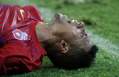 Steaua a uitat complet de Tatu! » Atacantul aşteaptă banii de la club ca să se poată opera