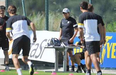 Conte îşi ”torturează” jucătorii de la Juventus cu ajutorul unei maşini vorbitoare