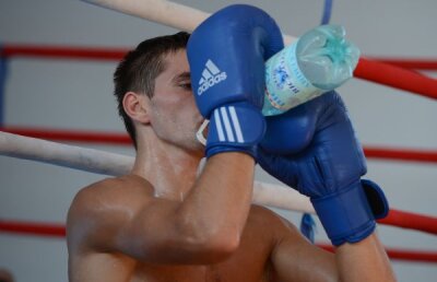 Antrenament ca în saună pentru Bogdan Juratoni înainte de Olimpiadă