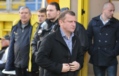 Oţelul nu poate efectua transferuri şi nu va utiliza nici un nou-venit în prima etapă!