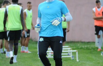 Copos l-a blocat pe Coman! "Robocop" nu va juca împotriva Rapidului. Cum a reacţionat Porumboiu